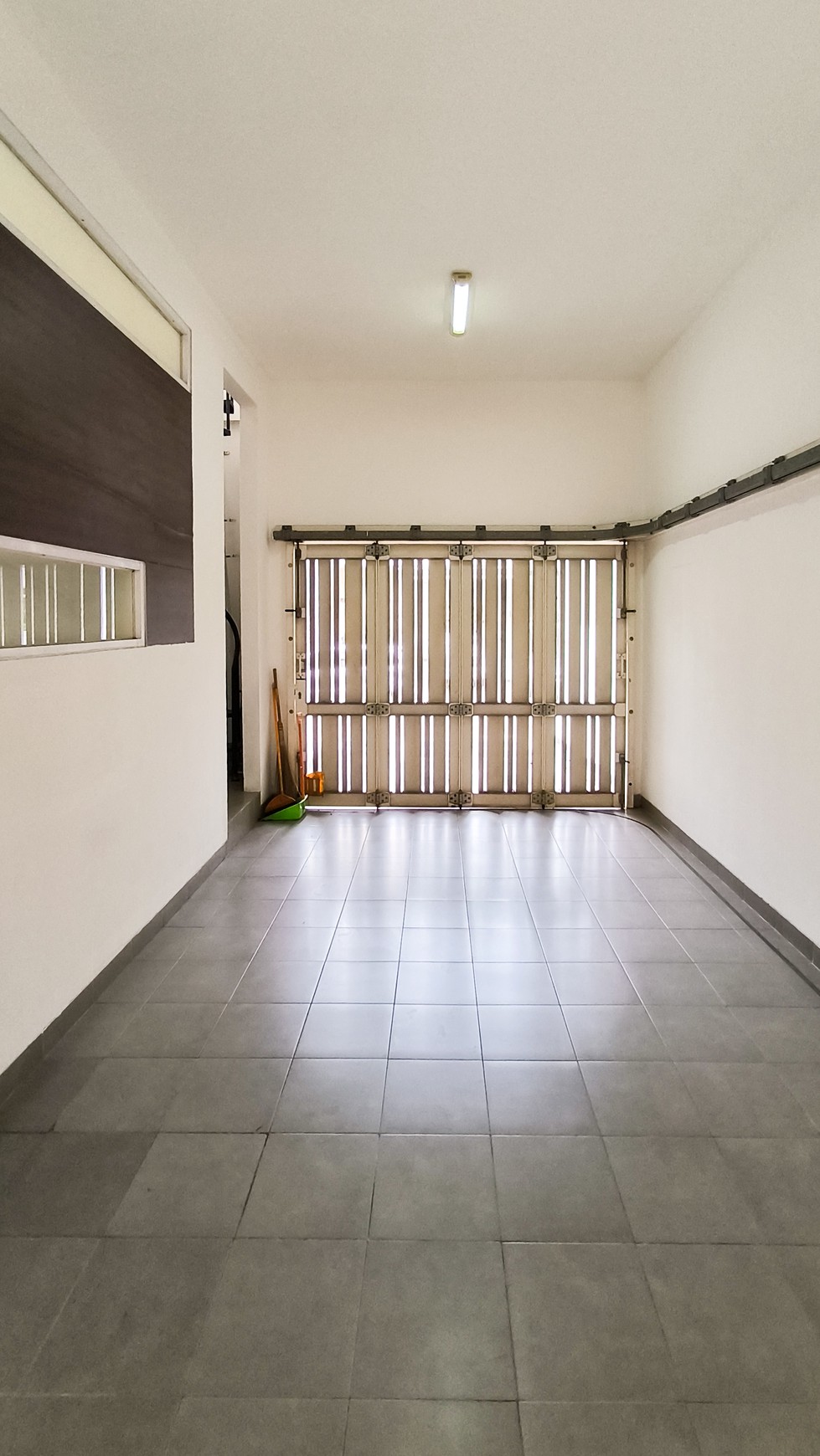 Rumah di Kebayoran Bintaro, Hoek, Sektor 7 Bintaro 