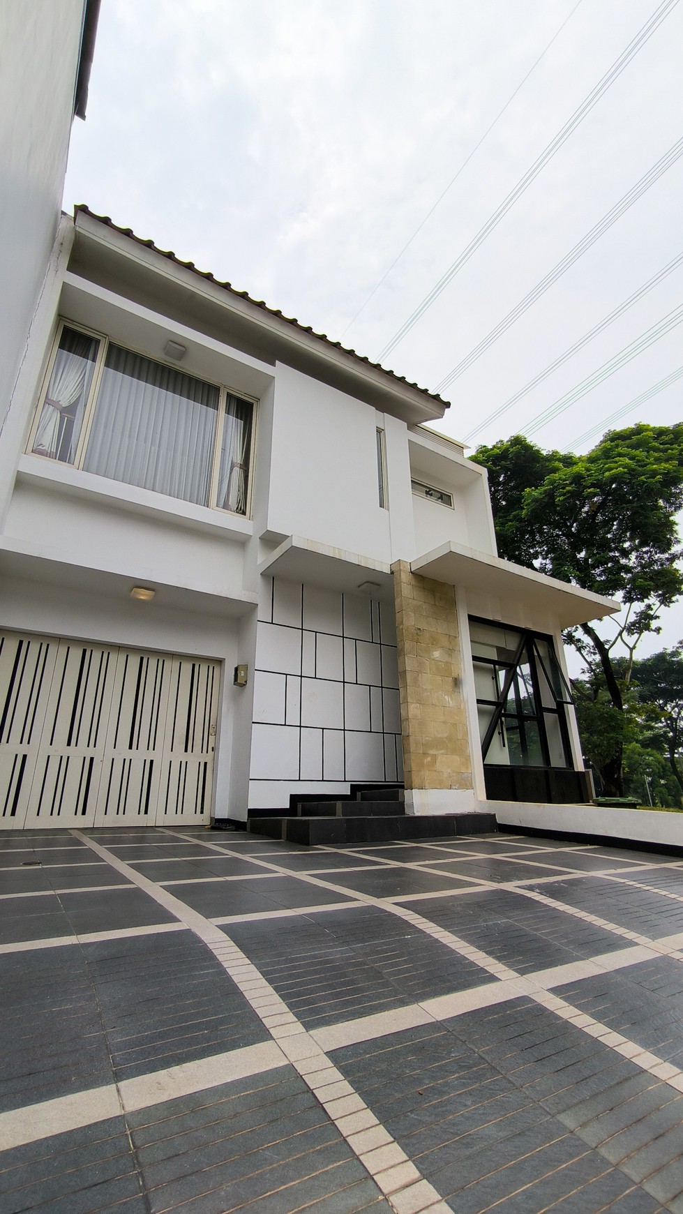 Rumah di Kebayoran Bintaro, Hoek, Sektor 7 Bintaro 