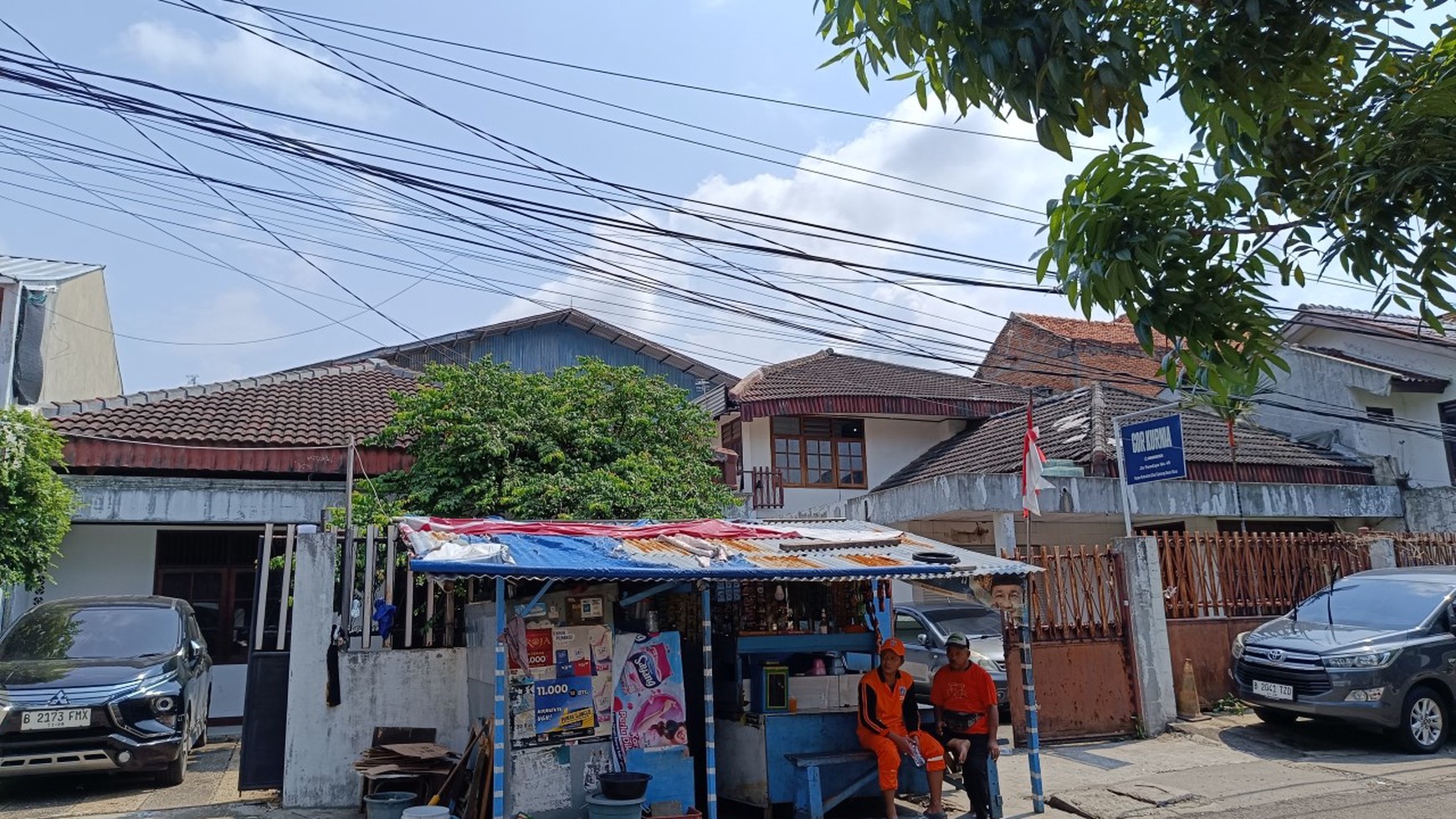 lahan besar lapangan bultang, cocok untuk gudang,  Cipinang 