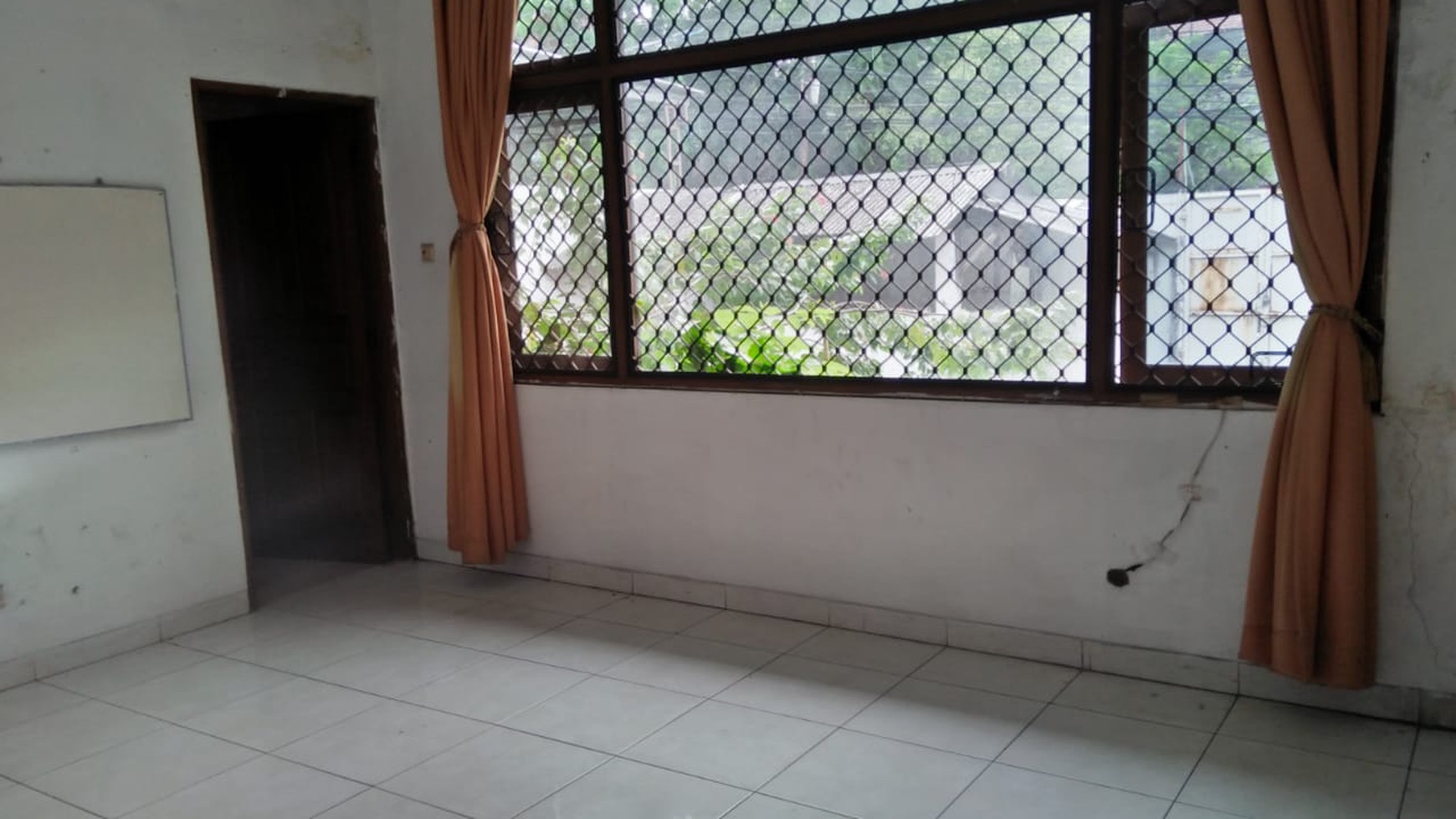 Dijual tanah bonus rumah di mangga besar