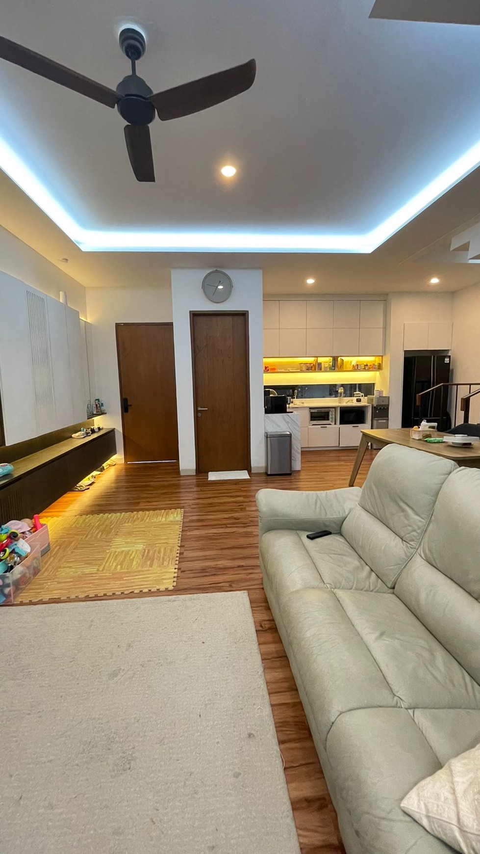 Rumah Cantik dengan Design Minimalis Modern dan Siap Huni @Rempoa