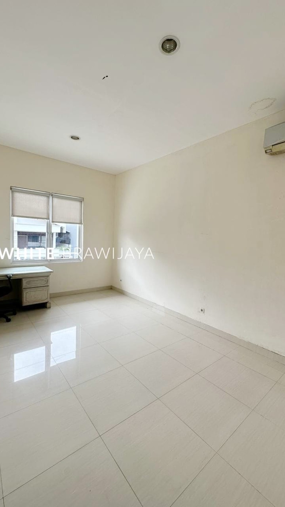 Rumah Modern Minimalis SIap Huni Area Pondok Indah