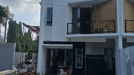 Rumah Brand New, Lokasi strategis di Bintaro - Jaksel