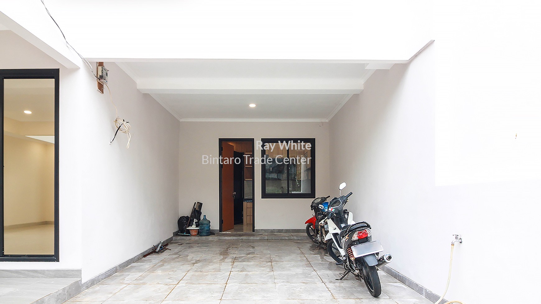 Hot Sale ! Rumah Hook Siap Huni Bangunan Baru dan Strategis @Bintaro Sektor 5