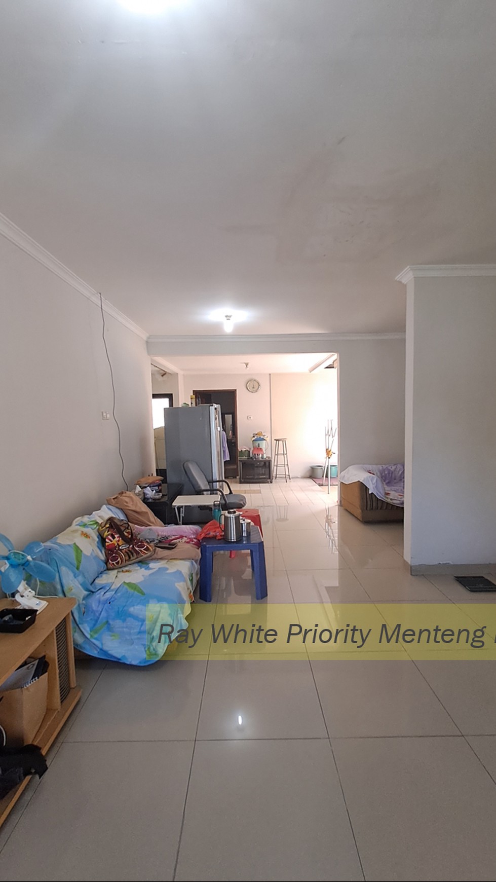 Rumah Semi-Furnished dengan Lokasi Strategis di BSD, Tangerang Selatan #HR