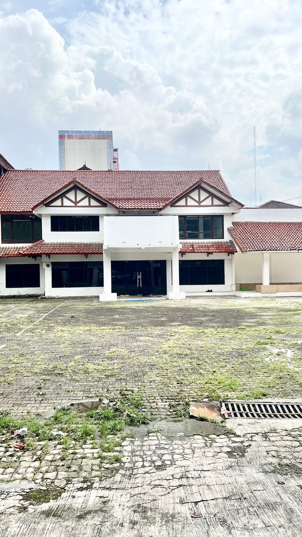 Gedung kantor siap pakai di tendean , jakarta selatan