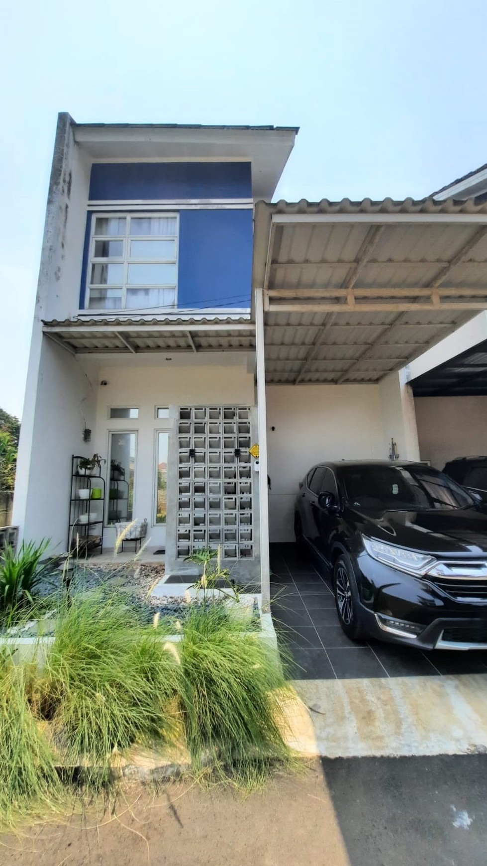 Rumah Cantik Siap Huni dengan Design Industrialis @Ciputat