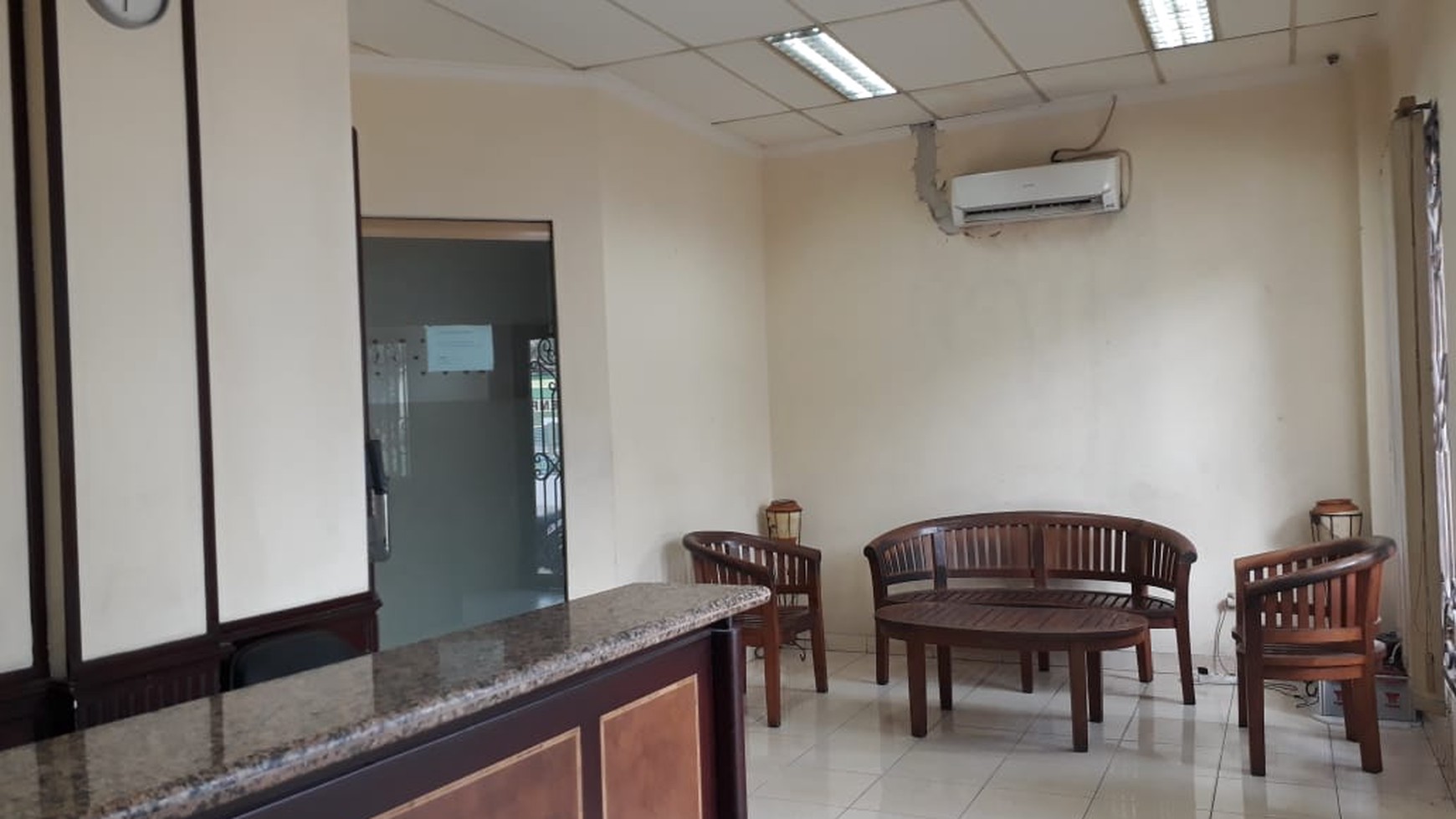 Rumah Kantor izin Komersial Siap Pakai