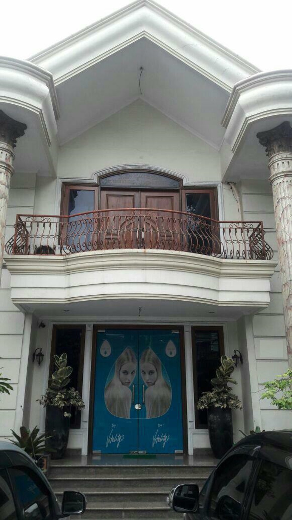 Rumah disewakan Kebayoran Baru Jakarta Selatan