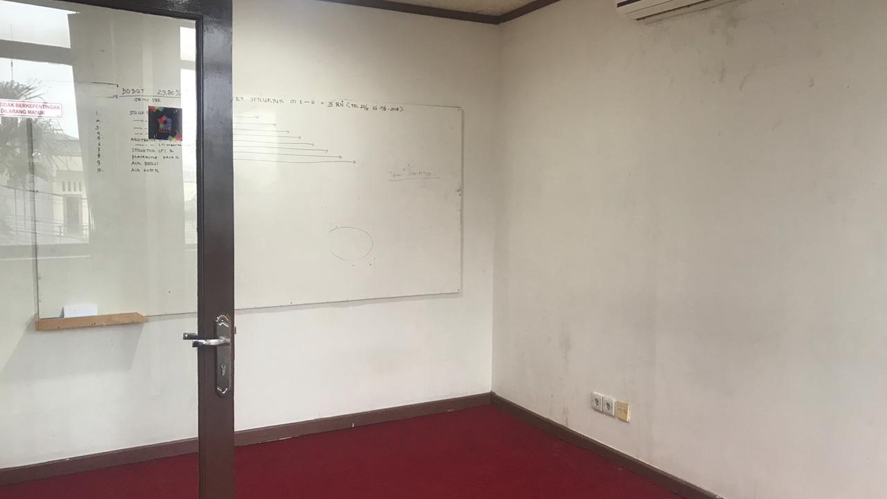 Ruang Kantor di Gedung Atlantica Lokasi Strategis Harga Terjangkau