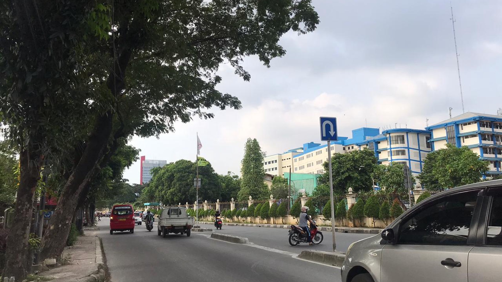 Ruko 3 Lantai Fatmawati Festival zona perkantoran dekat MRT Fatmawati dan Tol TB.Simatupang