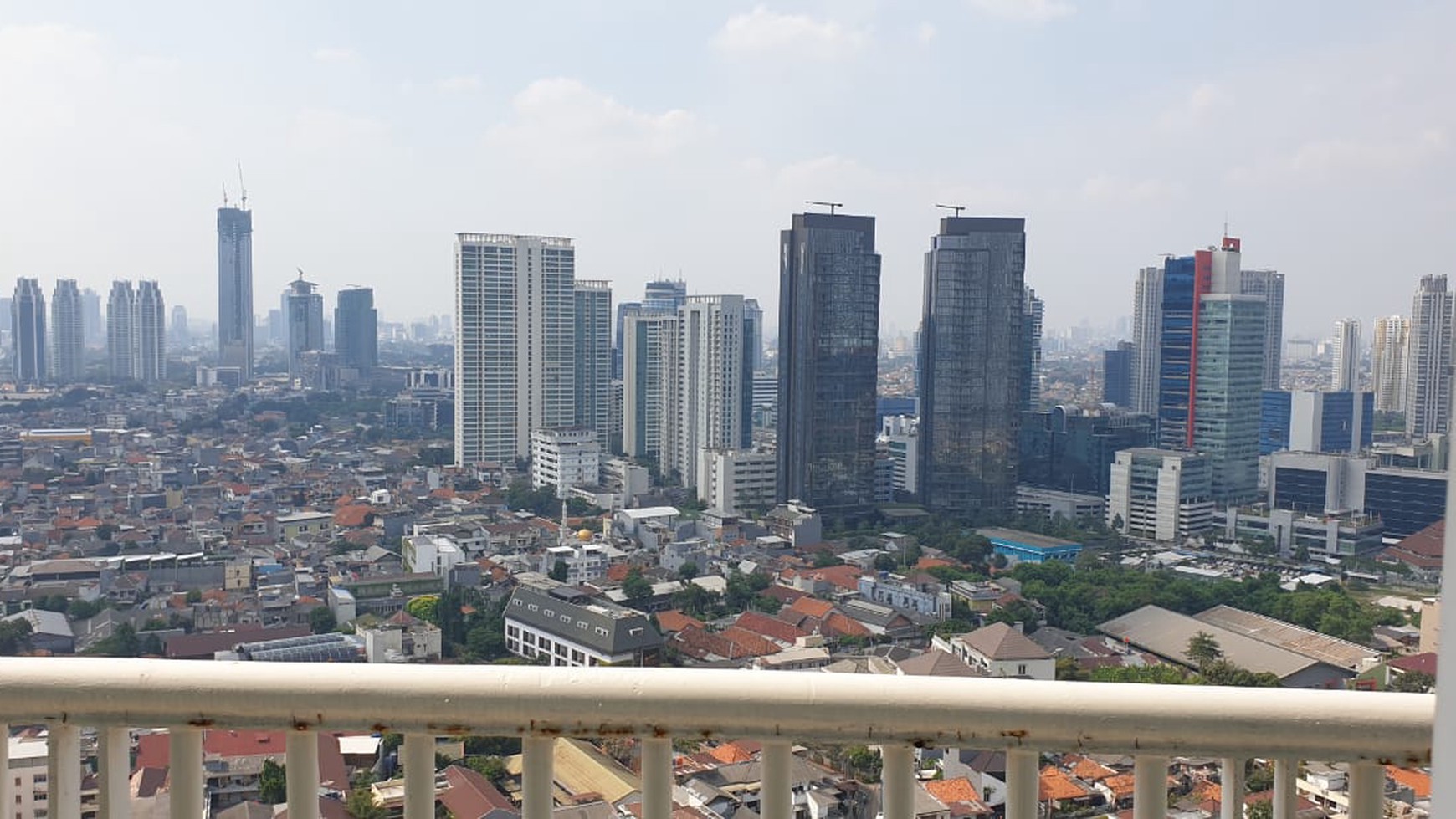 Spacious 3 Bedrooms Unit With Best view city at Ambasador 2 Apartment