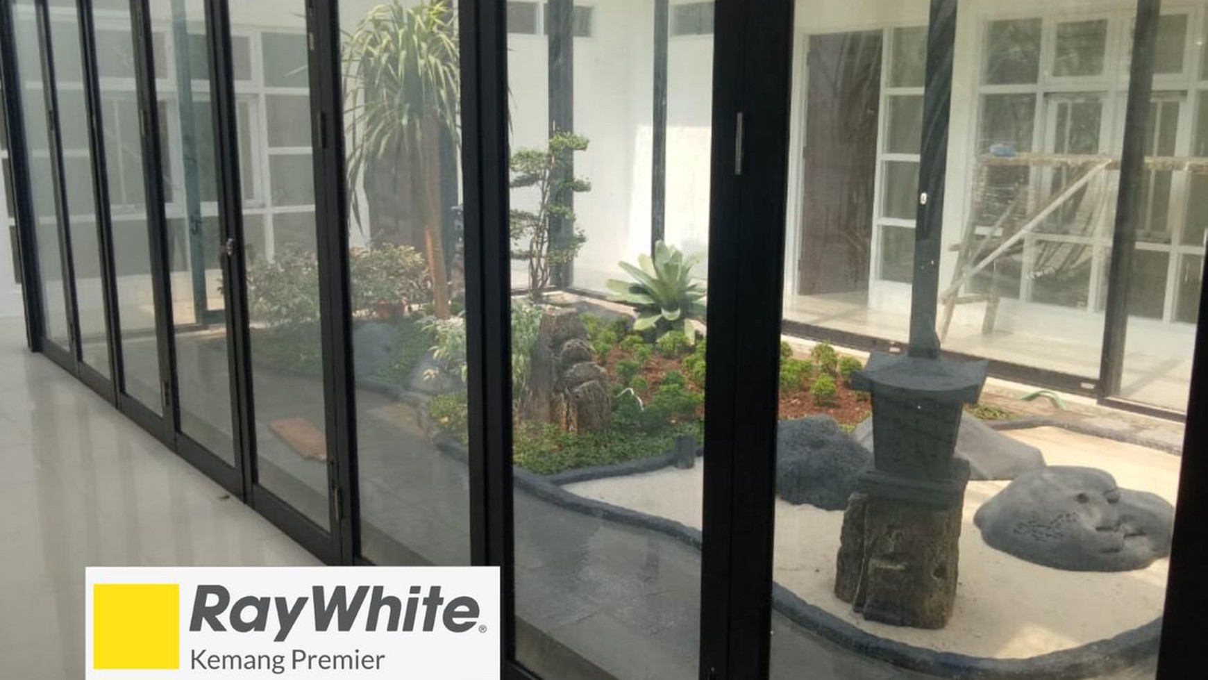 Rumah Cantik 1 Lantai Lokasi Prime area Menteng