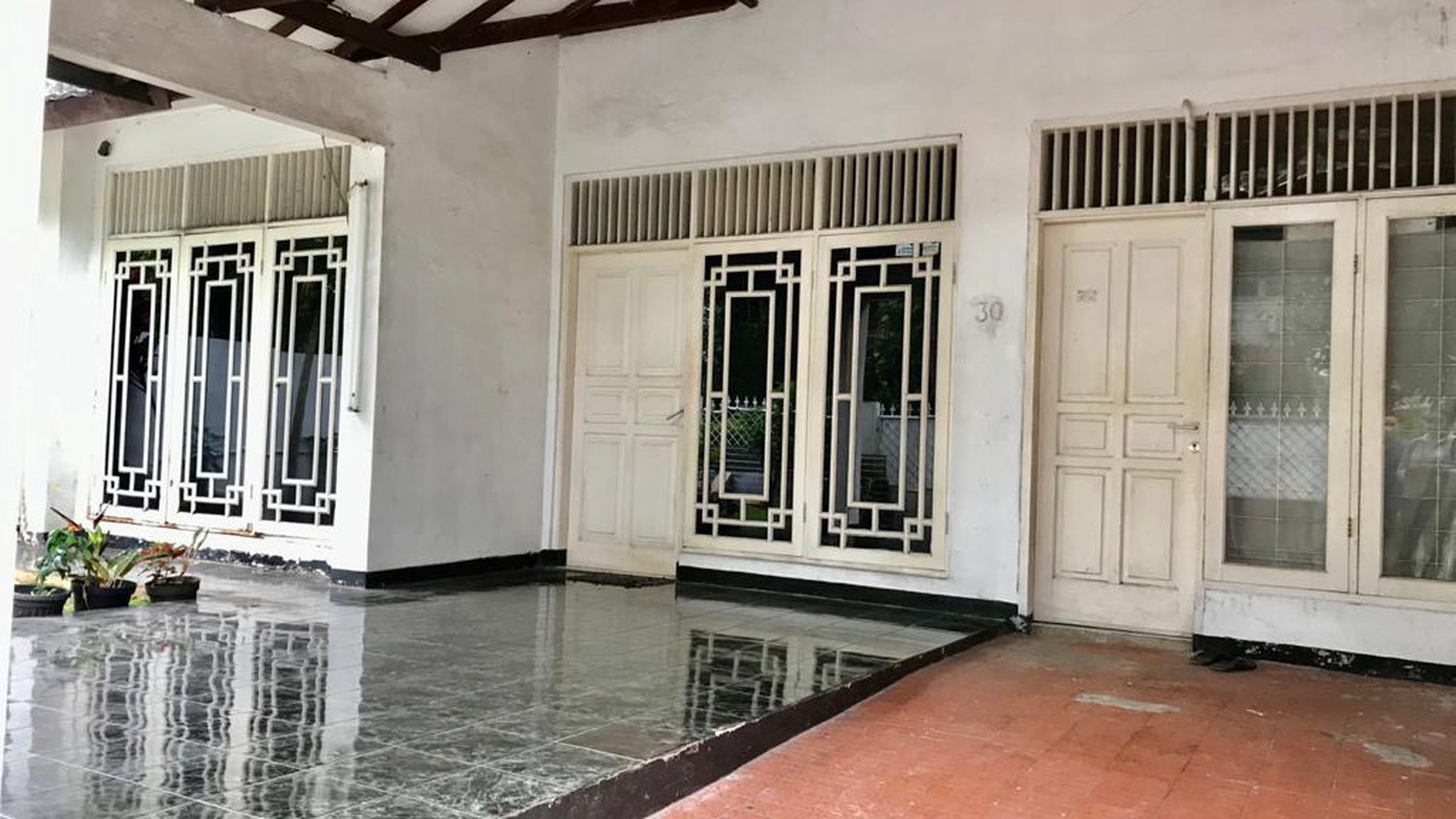 Rumah Lama Terawat 1 Lantai unfurnish Pondok Indah