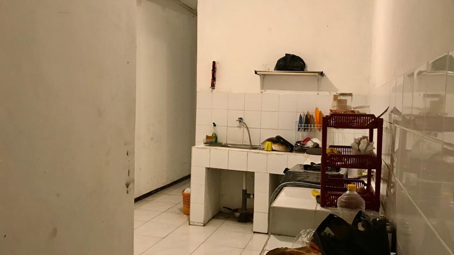 Rumah Lama Terawat 1 Lantai unfurnish Pondok Indah