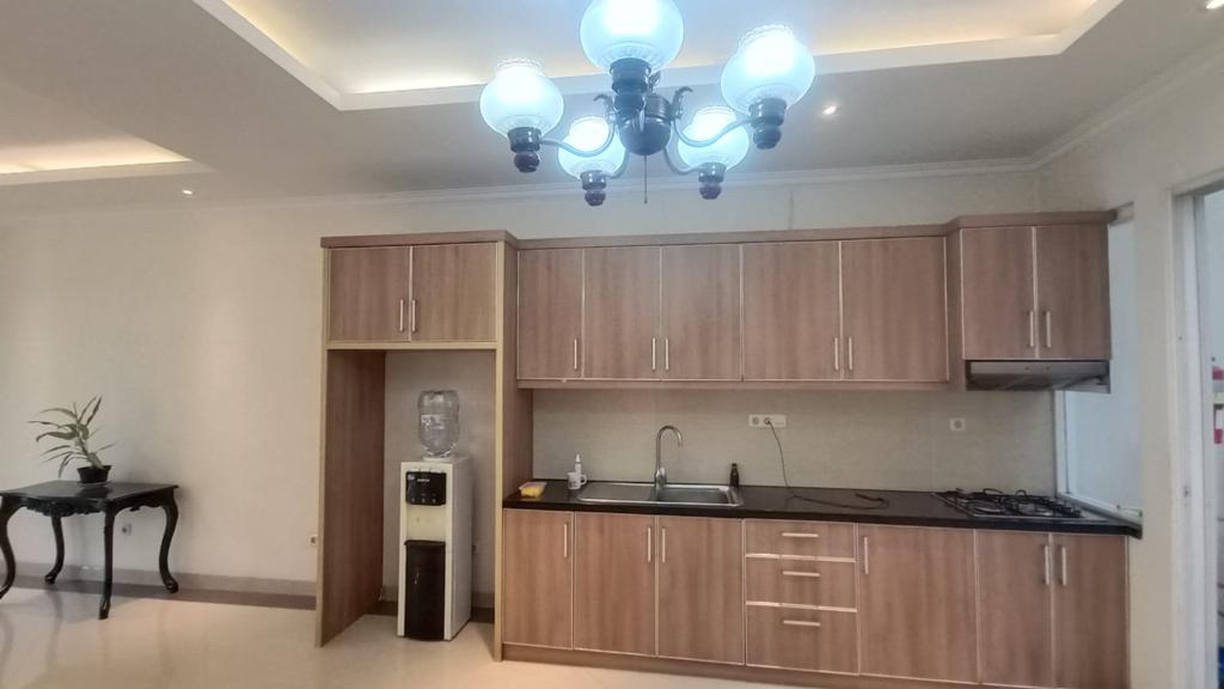 Rumah dalam komplek 3KT semifurnish cilandak 5 menit ke citos