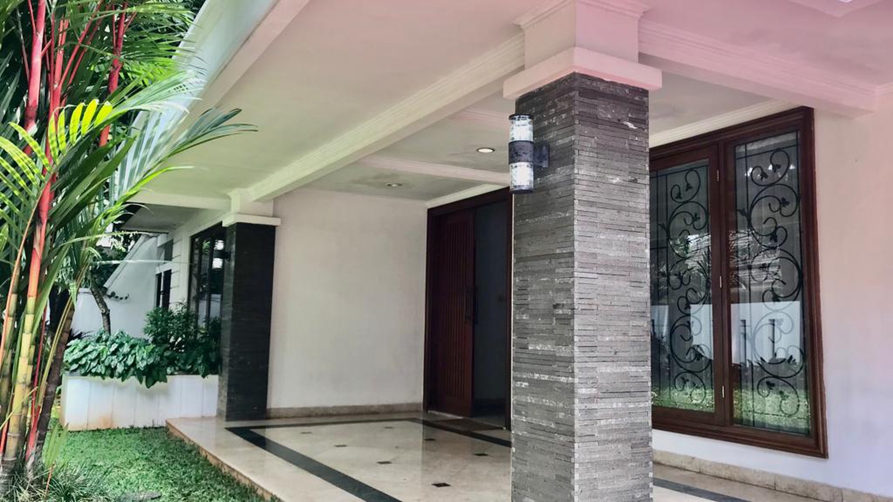 Beautiful House 4BR with garden and pool at kemang dalam prestige area