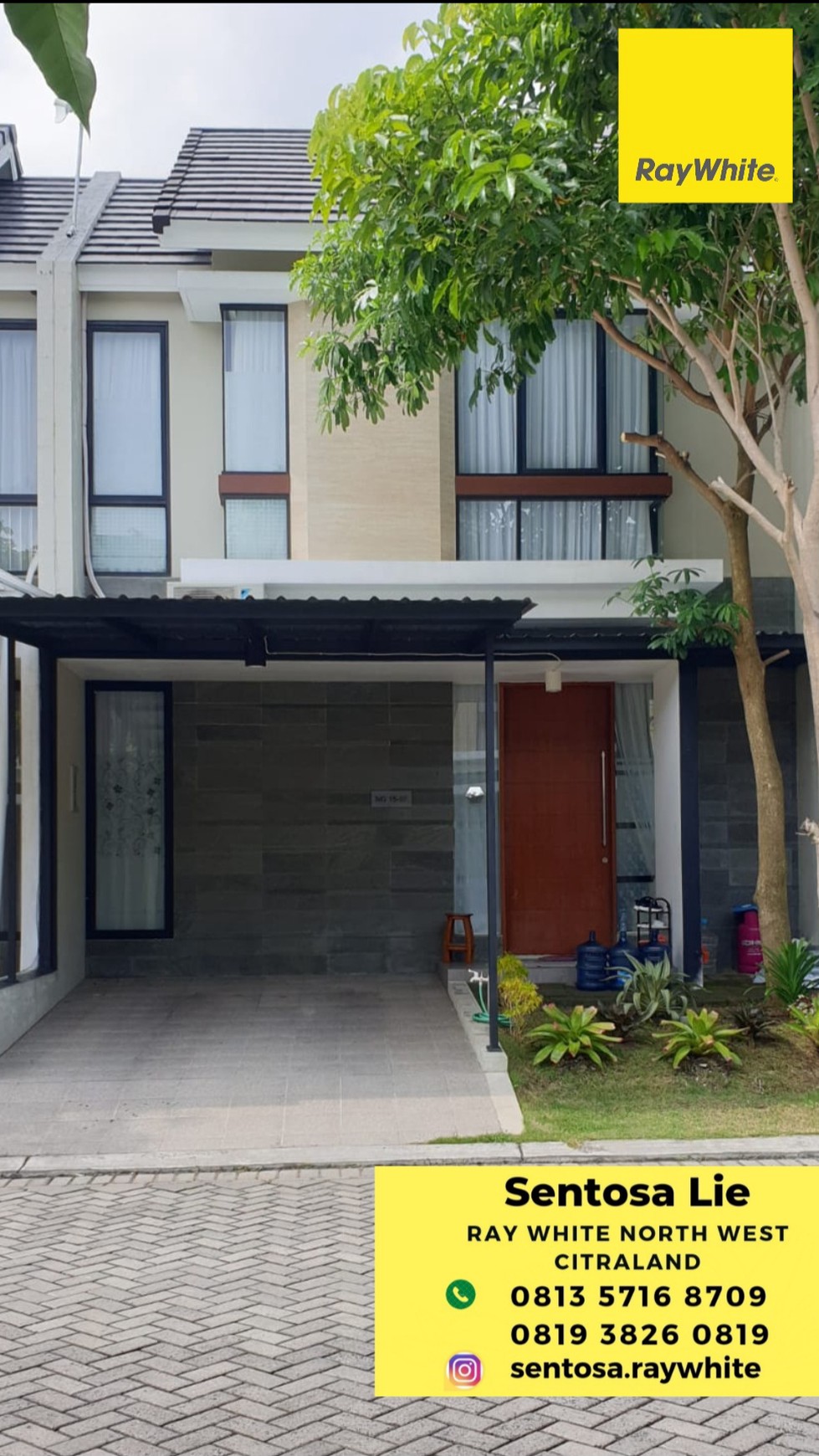 Disewakan Rumah Baru North West Lake Citraland Surabaya Barat + SEMI Furnished SPESIAL 2+1 Kamar Tidur