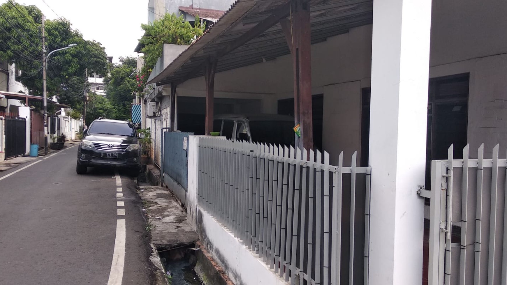 Dijual Rumah siap Huni di Jl Kramat Kwitang, Senen Jakarta Pusat