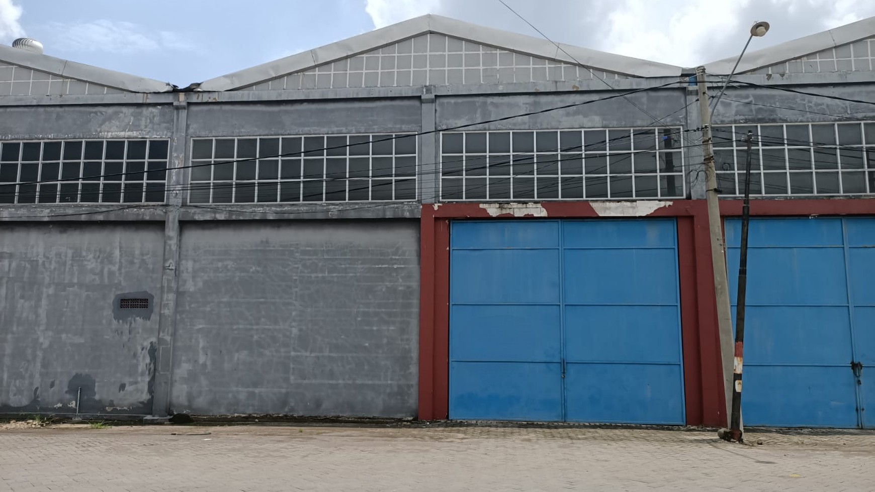 Dijual 144 m2  Gudang Ritz Gate Gedangan Sidoarjo - Zona Industri - Akses Kontainer 