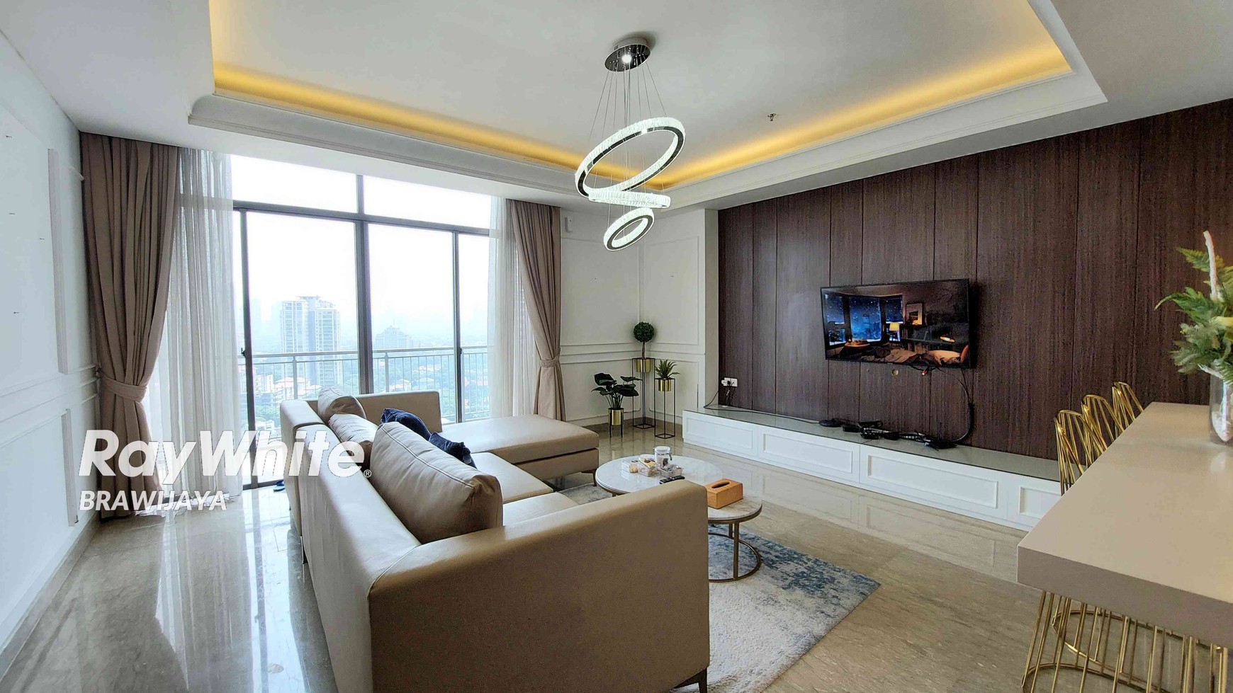 Unit Modern dan Minimalis di Essence Dharmawangsa Apartment, Soth tower, High Floor 