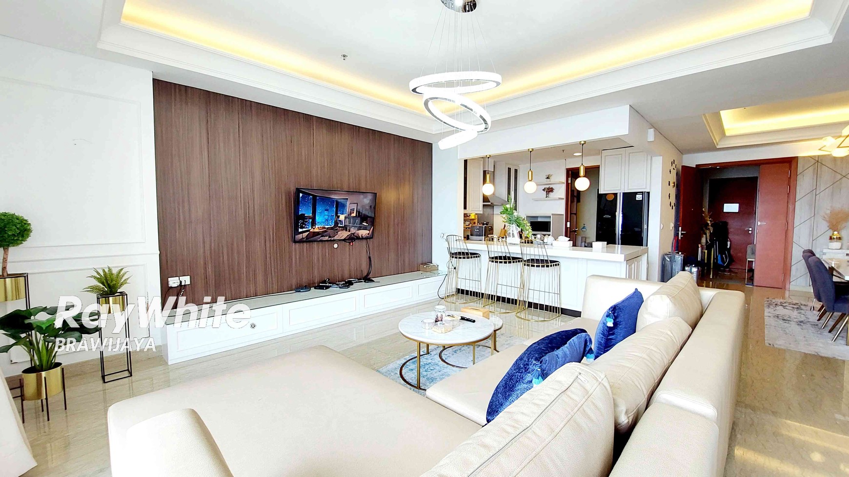 Unit Modern dan Minimalis di Essence Dharmawangsa Apartment, Soth tower, High Floor 