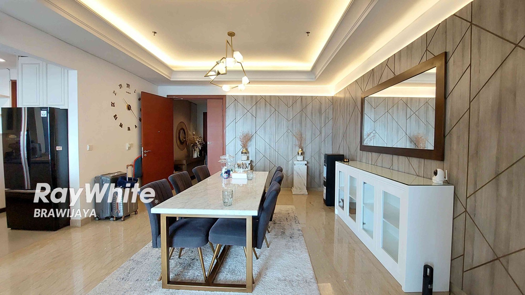 Unit Modern dan Minimalis di Essence Dharmawangsa Apartment, Soth tower, High Floor 