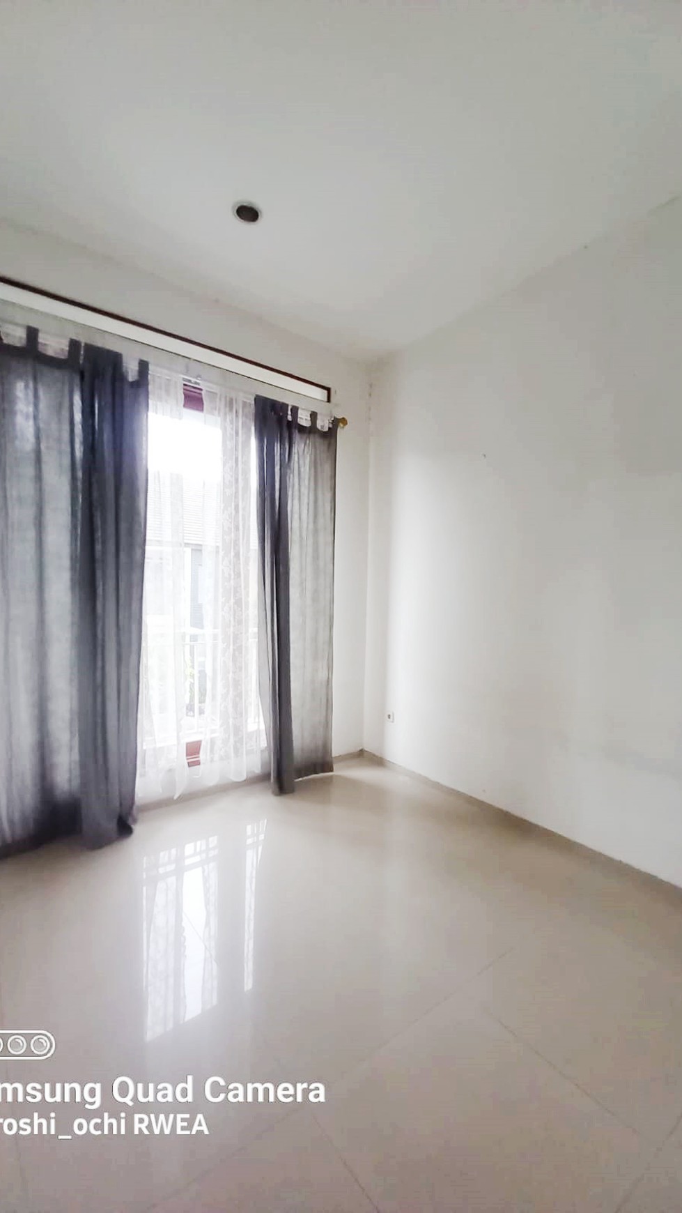 Rumah Bagus Siap Huni di Emerald Residence Bintaro Jaya Sektor 9 