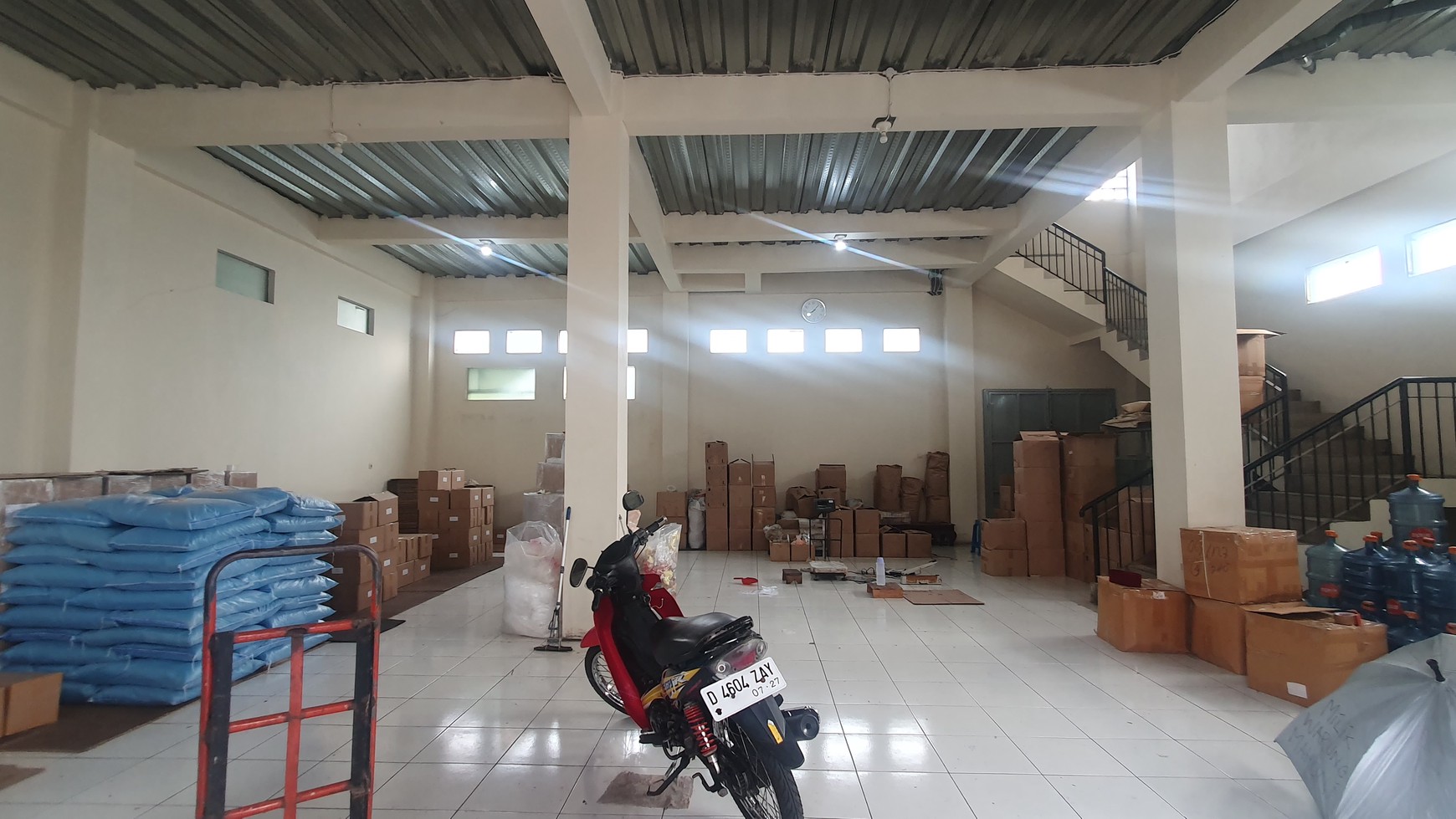 Gudang Siap Pakai + Kantor di Belakang BPK Penabur, Bandung Kota