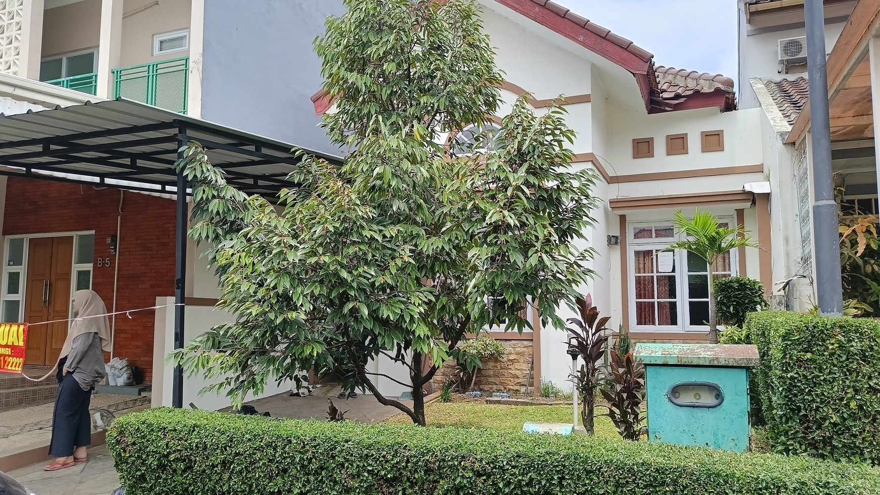 Rumah cantik sayap Gunung batu dekat ke tol