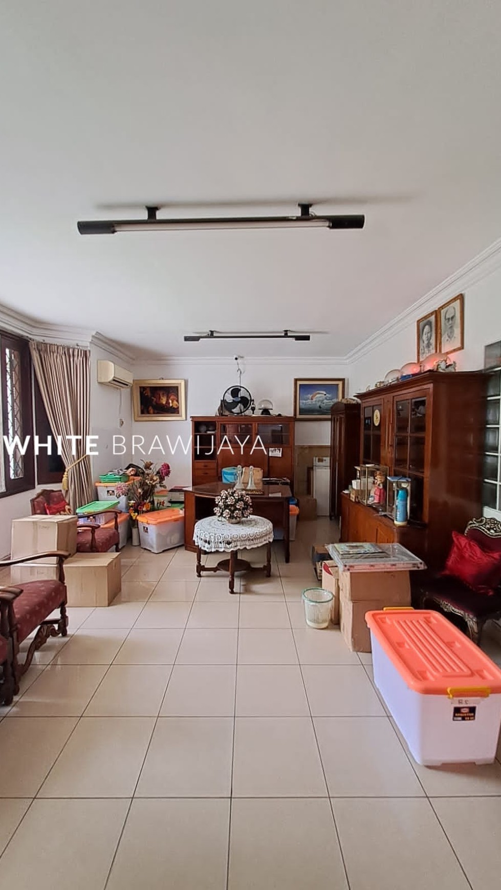 Rumah Lama Area Brawijaya Kebayoran Baru