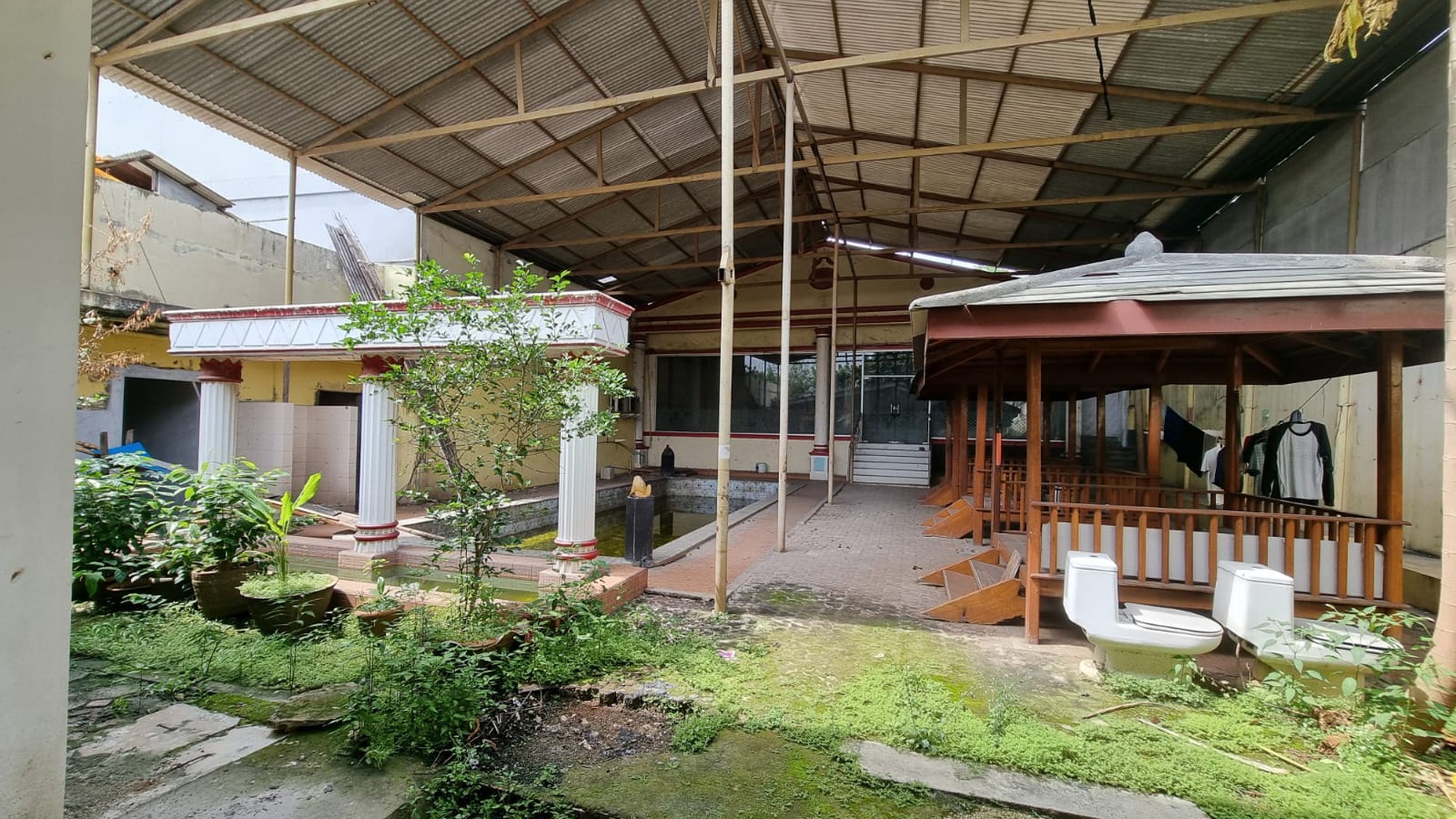 Dijual Ruang Usaha Lokasi Strategis @Bintaro Utama