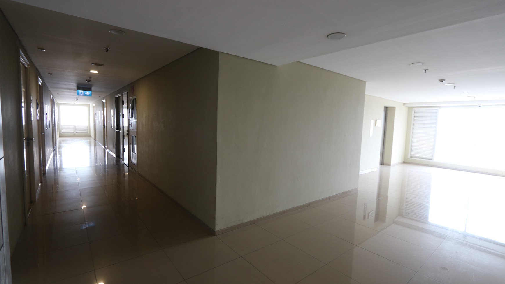 DIJUAL APARTEMENT BREEZE BINTARO, DEPAN BINTARO PLAZA, 5 MENIT STASIUN  PONDOK RANJI / Cozy and Strategic Apartment FOR SALE # DG