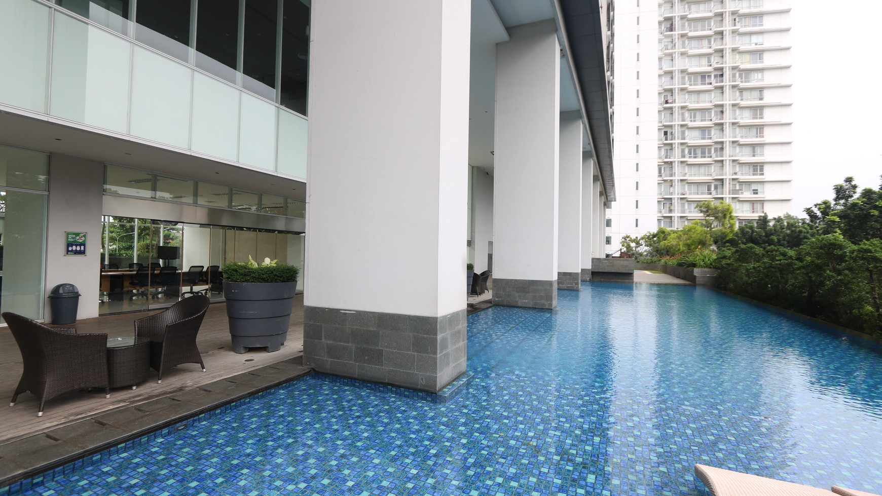 DIJUAL APARTEMENT BREEZE BINTARO, DEPAN BINTARO PLAZA, 5 MENIT STASIUN  PONDOK RANJI / Cozy and Strategic Apartment FOR SALE # DG