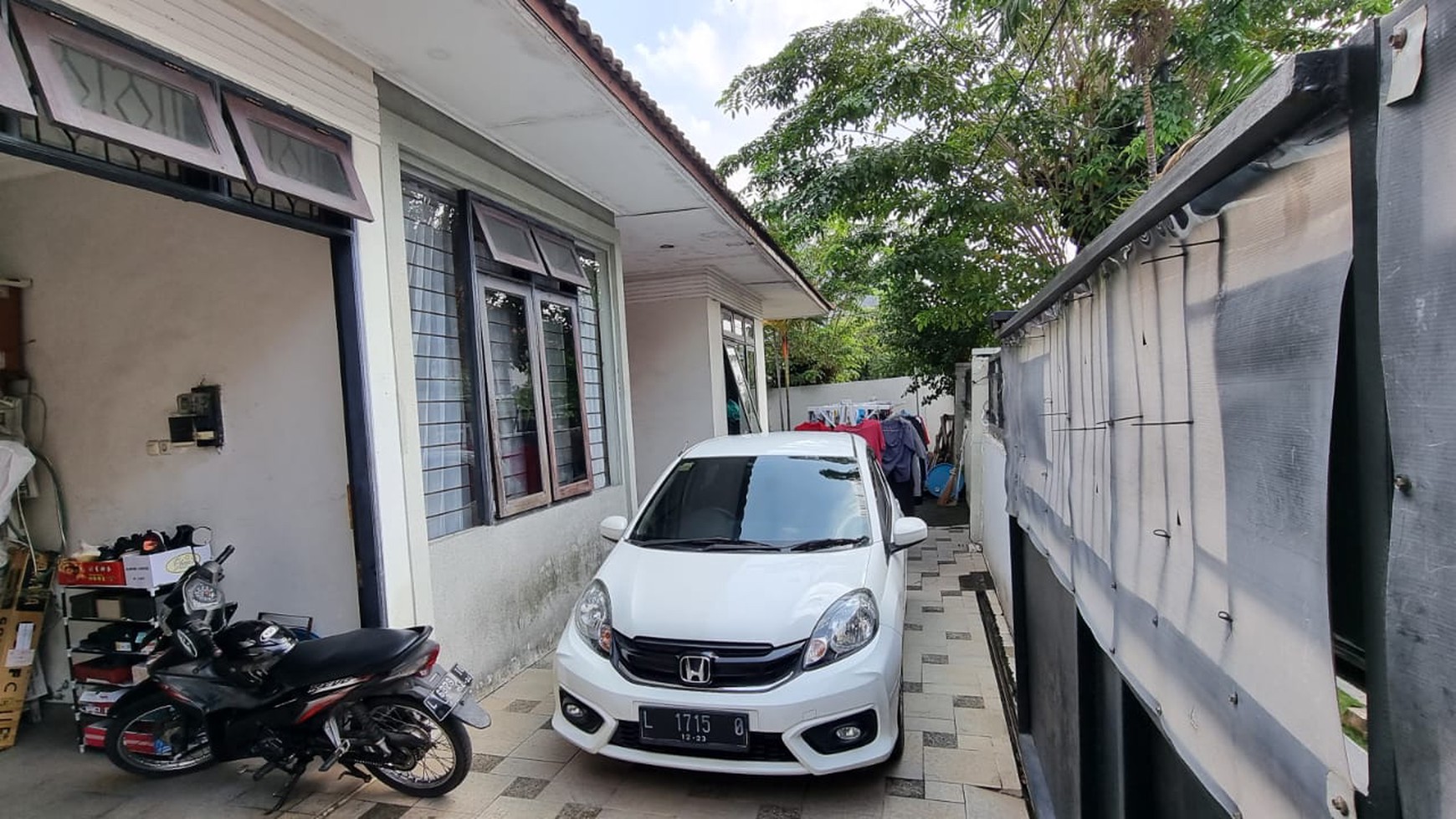 Rumah Hook Luas Darmo Permai Selatan Row Jalan Besar