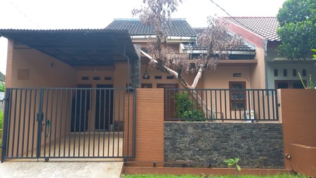 Rumah minimalis di Jombang - Ciputat