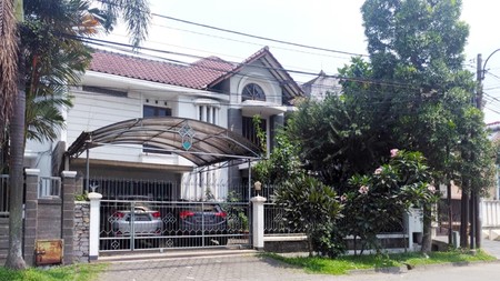 Rumah Lux Siap Huni di Komplek Mekar Wangi, Bandung
