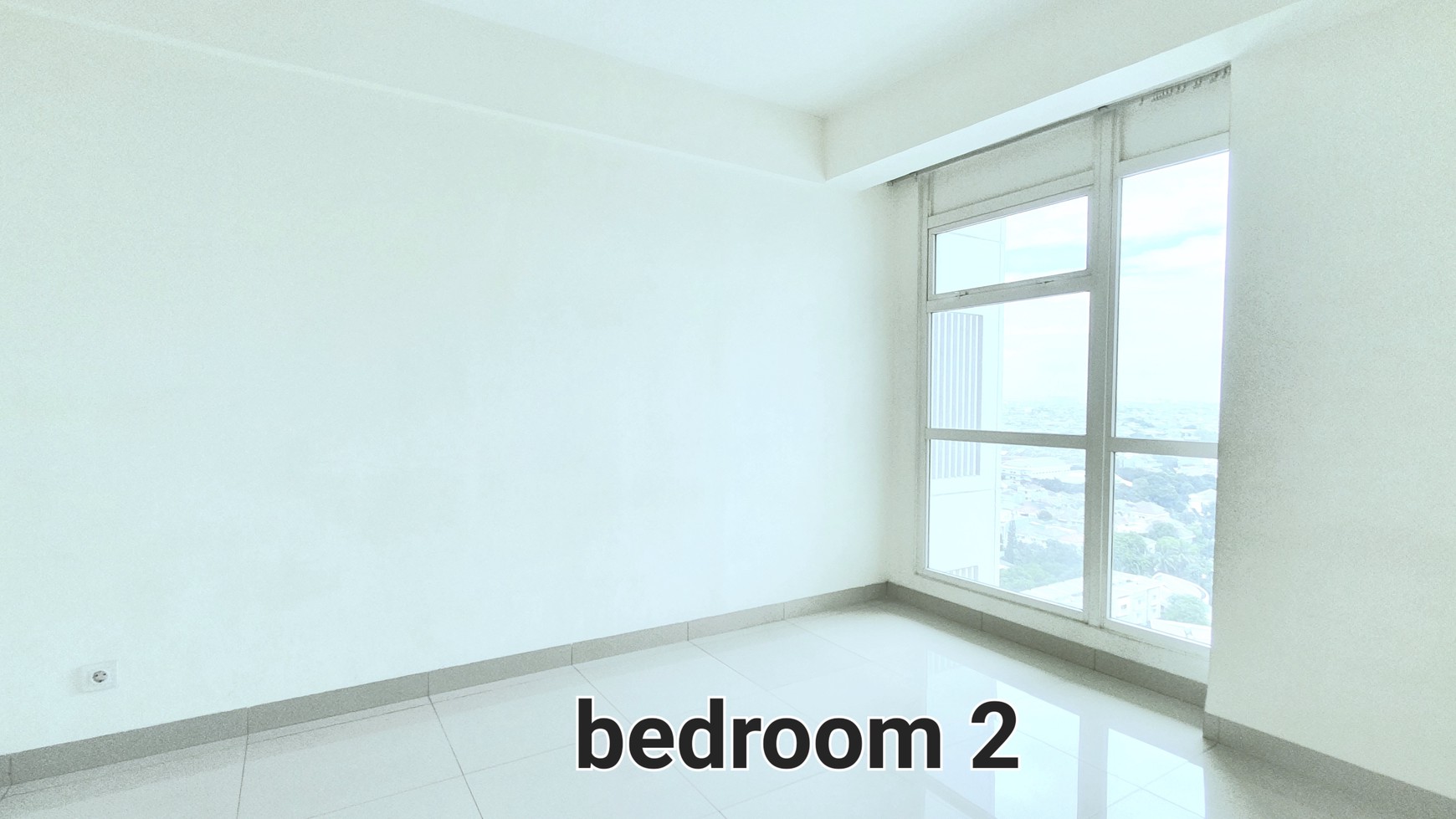 Apartemen Sherwood tower Richmond lantai tinggi, Kelapa Gading. Nyaman, lega dan lapang di 145 m², dengan akses servis terpisah. Rapih, bersih, semi furnished, siap huni. 