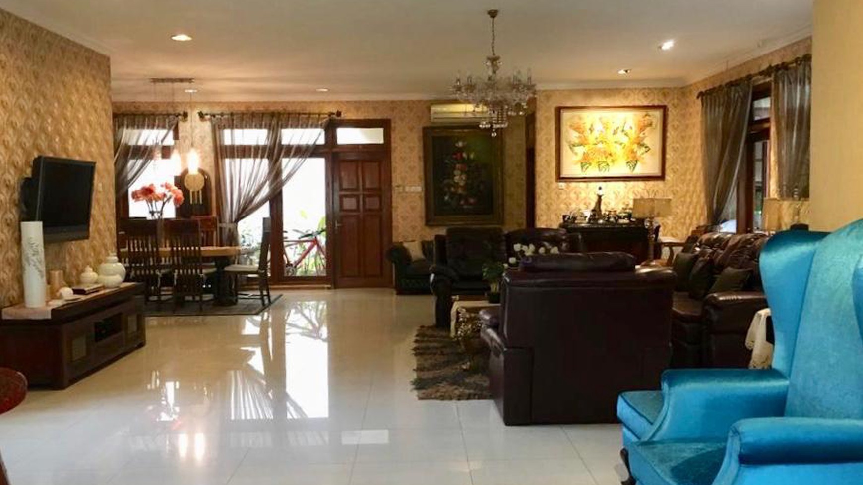 Cozy and beautiful house at kuningan, jakarta selatan