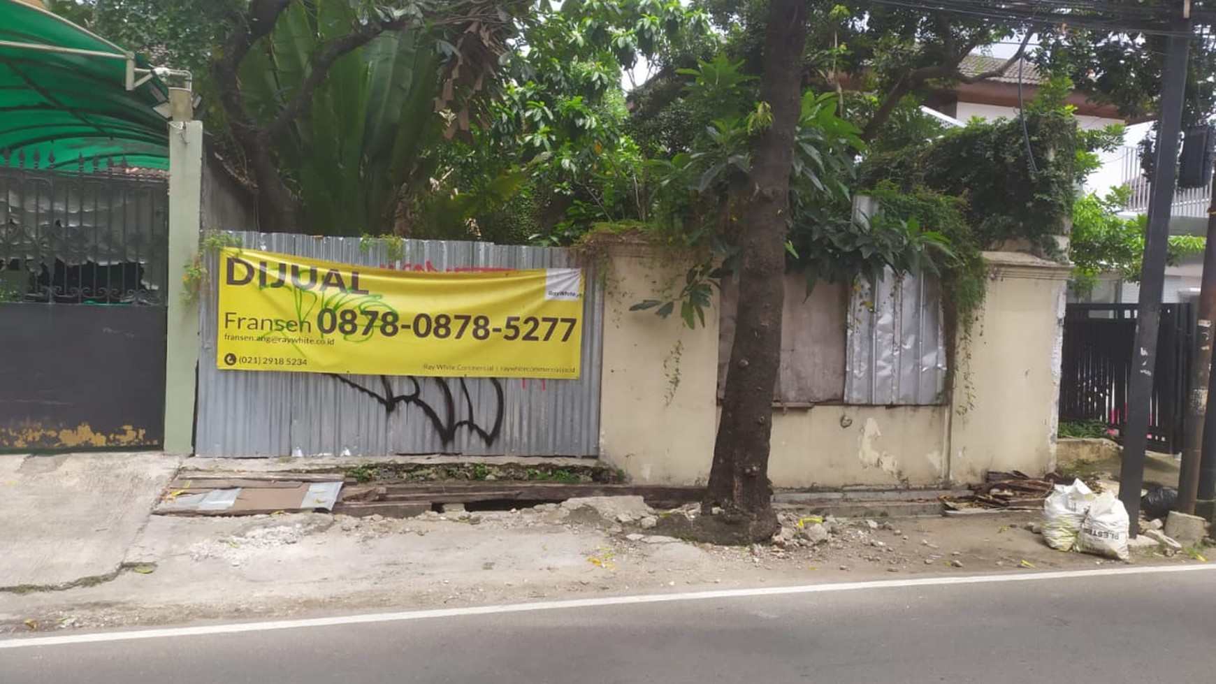 Kavling komersial 240 m2 di Kemang Timur Raya, Jakarta Selatan