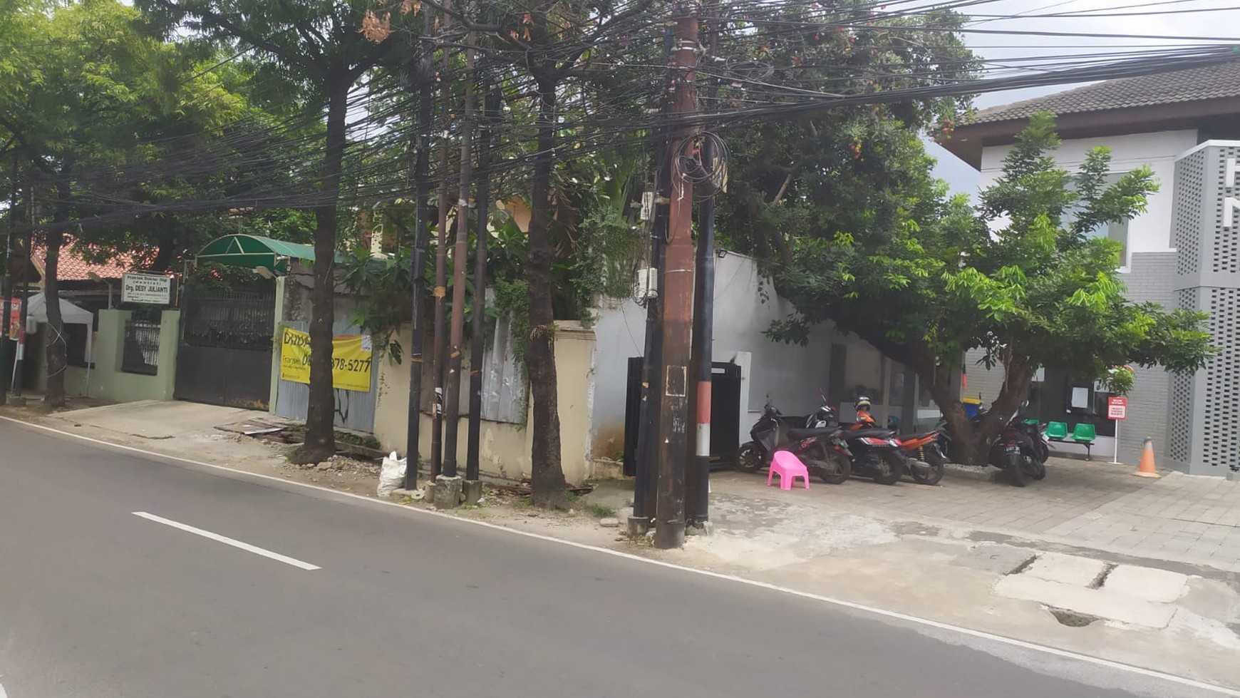 Kavling komersial 240 m2 di Kemang Timur Raya, Jakarta Selatan