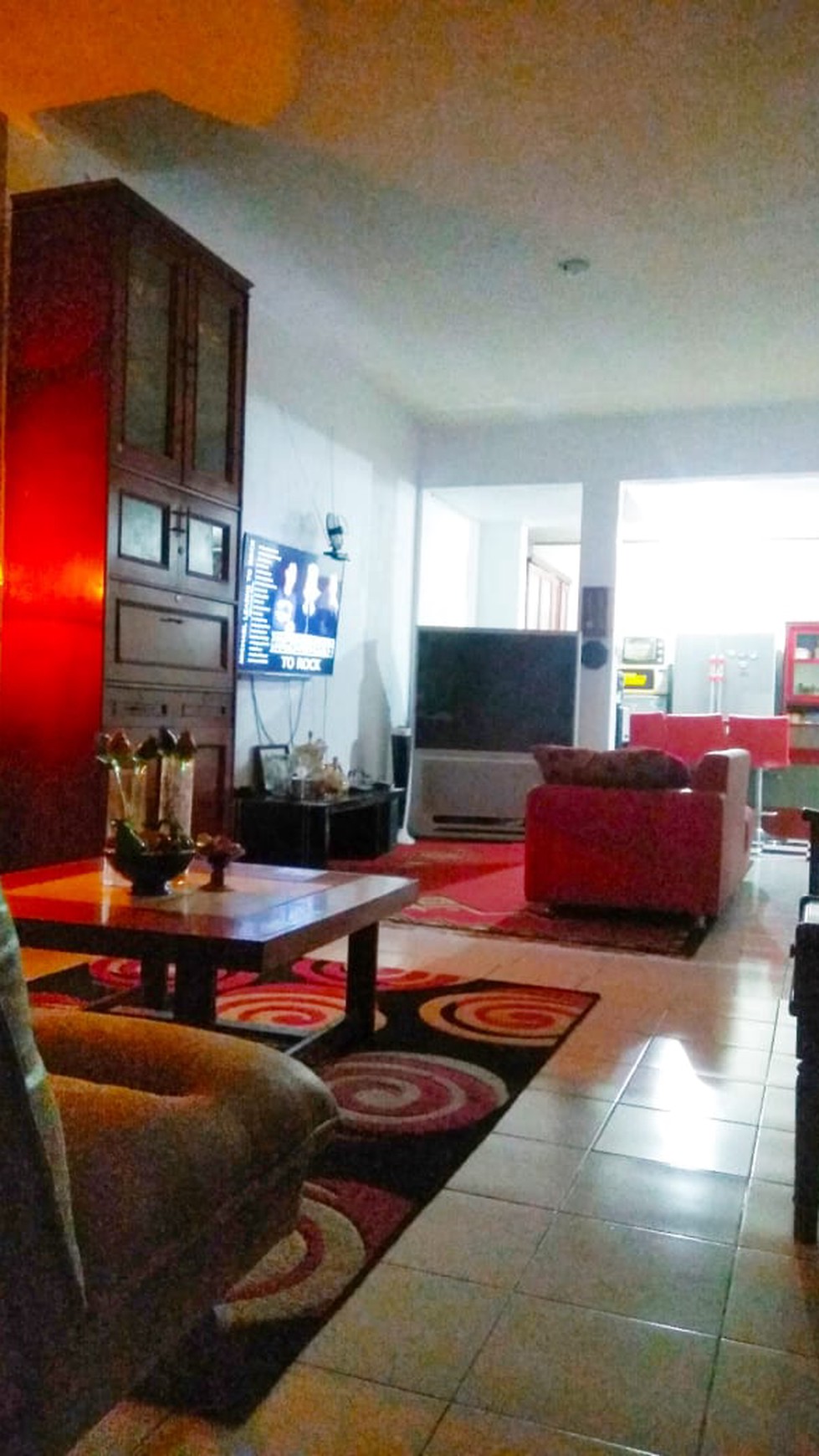 Rumah cantik 2 (dua) lantai, Sariwangi, Bandung