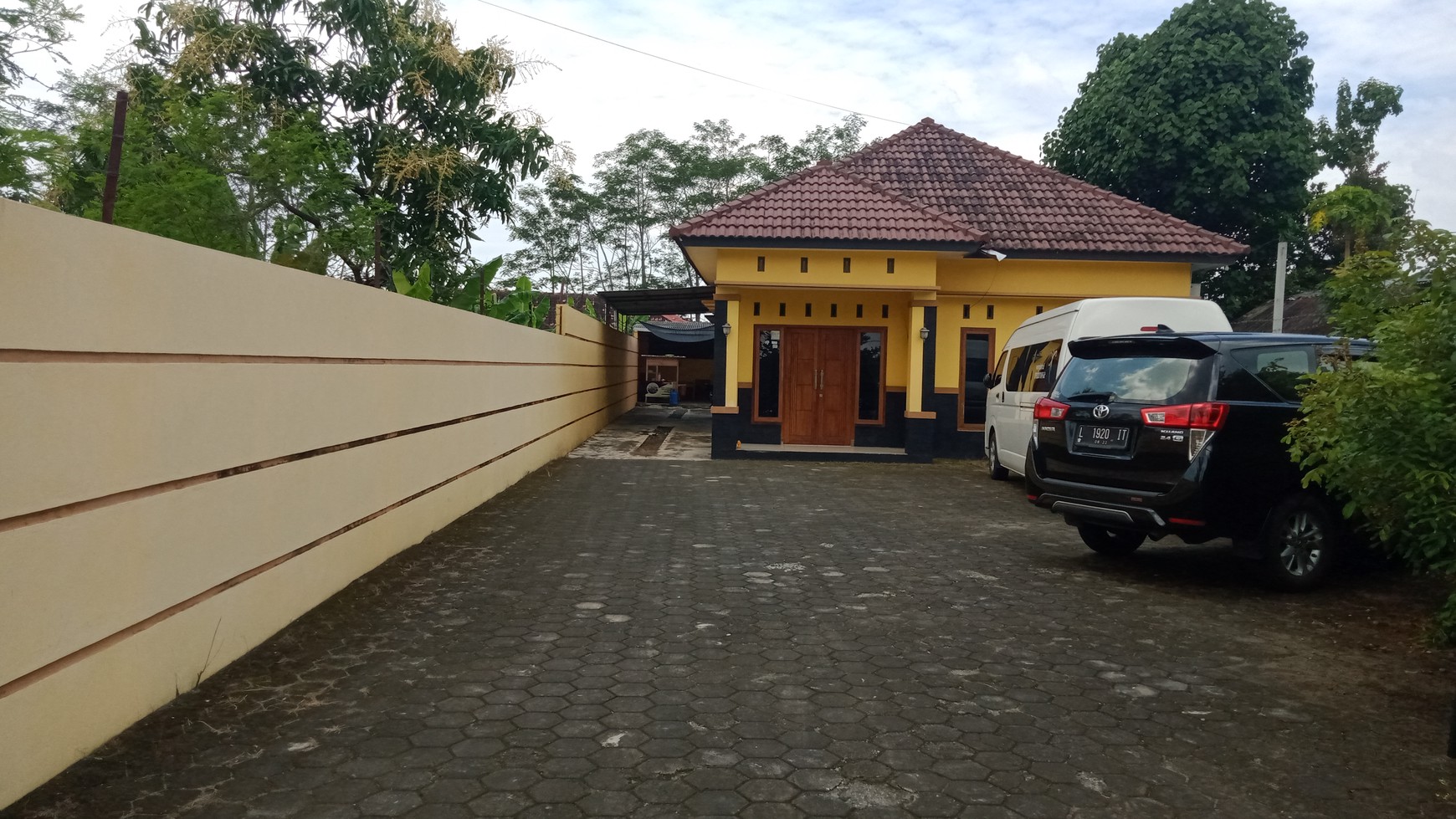 RUMAH DI DERESAN DEKAT RS PKU MUHAMMADIYAH BANTUL
