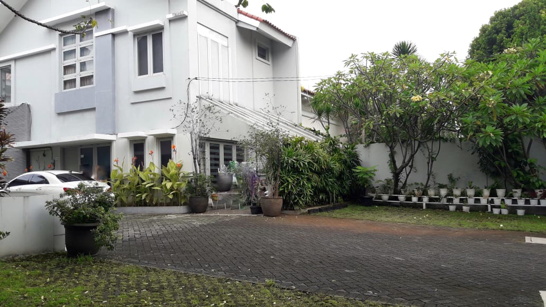 Rumah Bagus Di Kawasan Elite Daerah Segitiga Emas Harga Nego di Menteng Jakarta Pusat