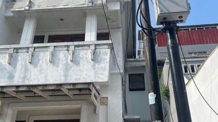Dijual Rumah di Menteng Jakarta Pusat