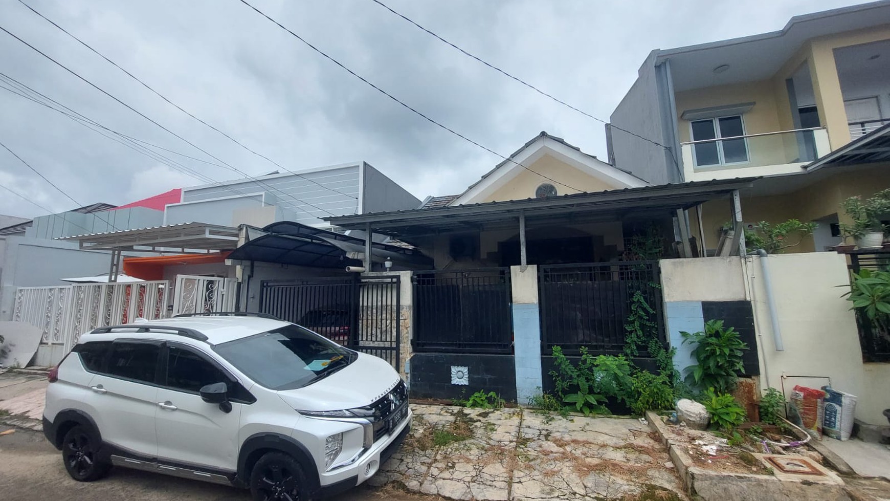 Rumah Bagus Siap Huni di Villa Melati Mas BSD, Tangerang Selatan 