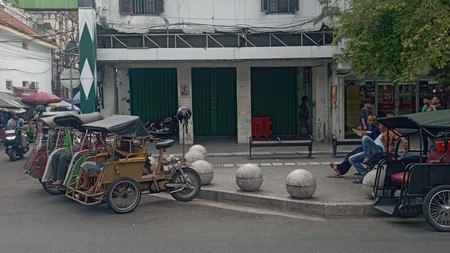 Ruko Gandeng Lokasi Istimewa Pusat Wisata Malioboro Yogyakarta 