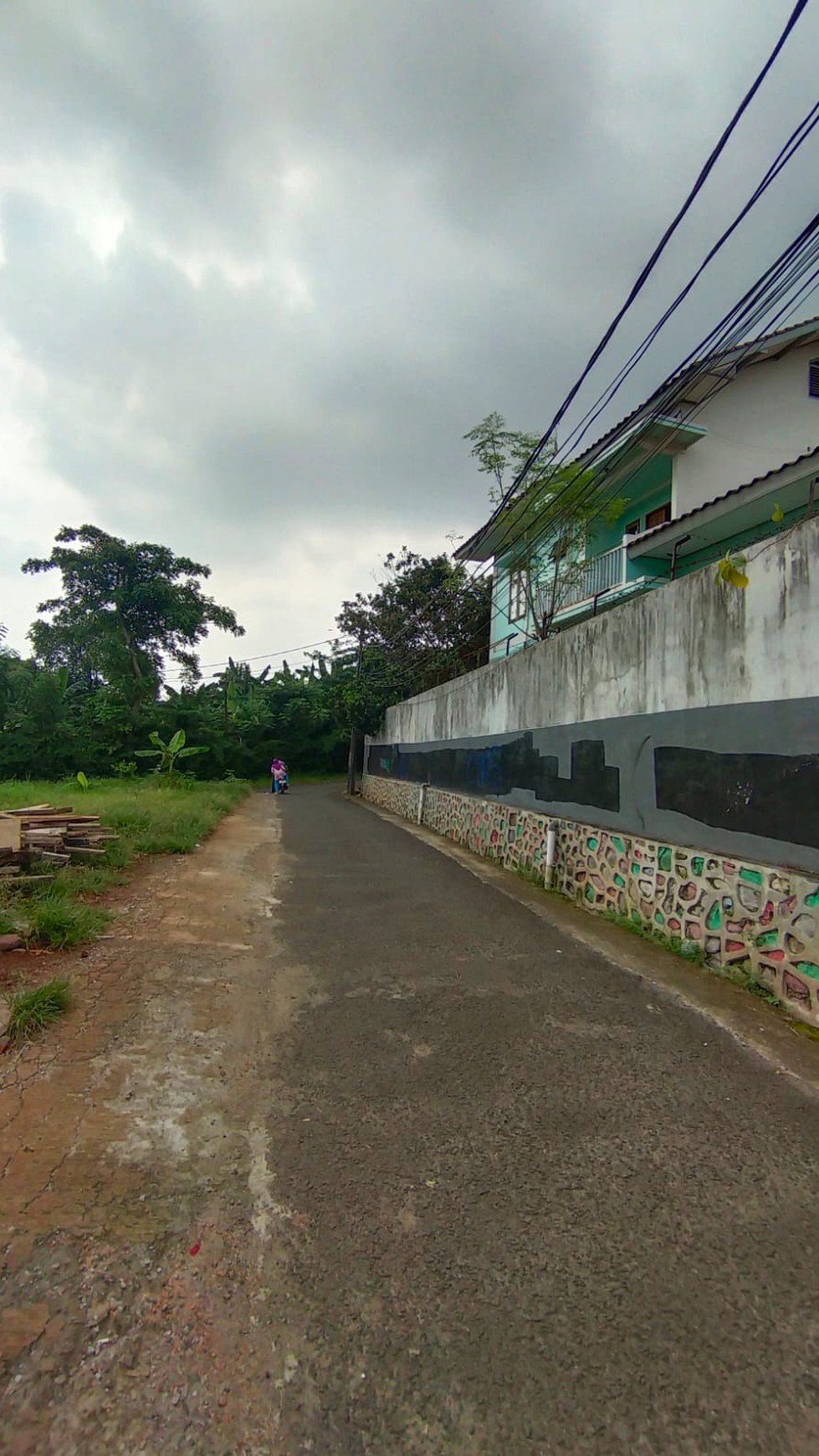 Rumah lingkungan Tenang On Progress Area Ciganjur