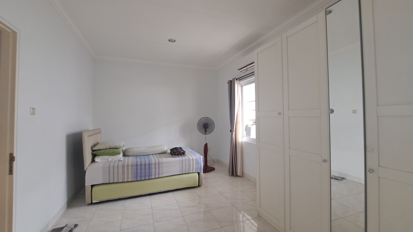 Best Deal Rumah Rapih  Full Renov  Kota Wisata