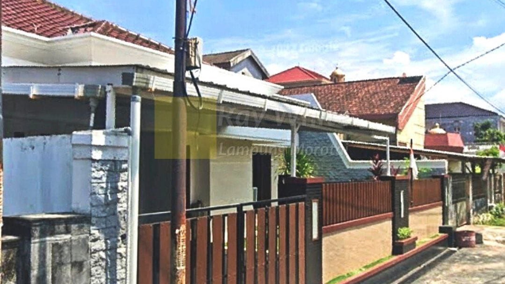 Disewa Rumah 2 Tingkat di Pahoman